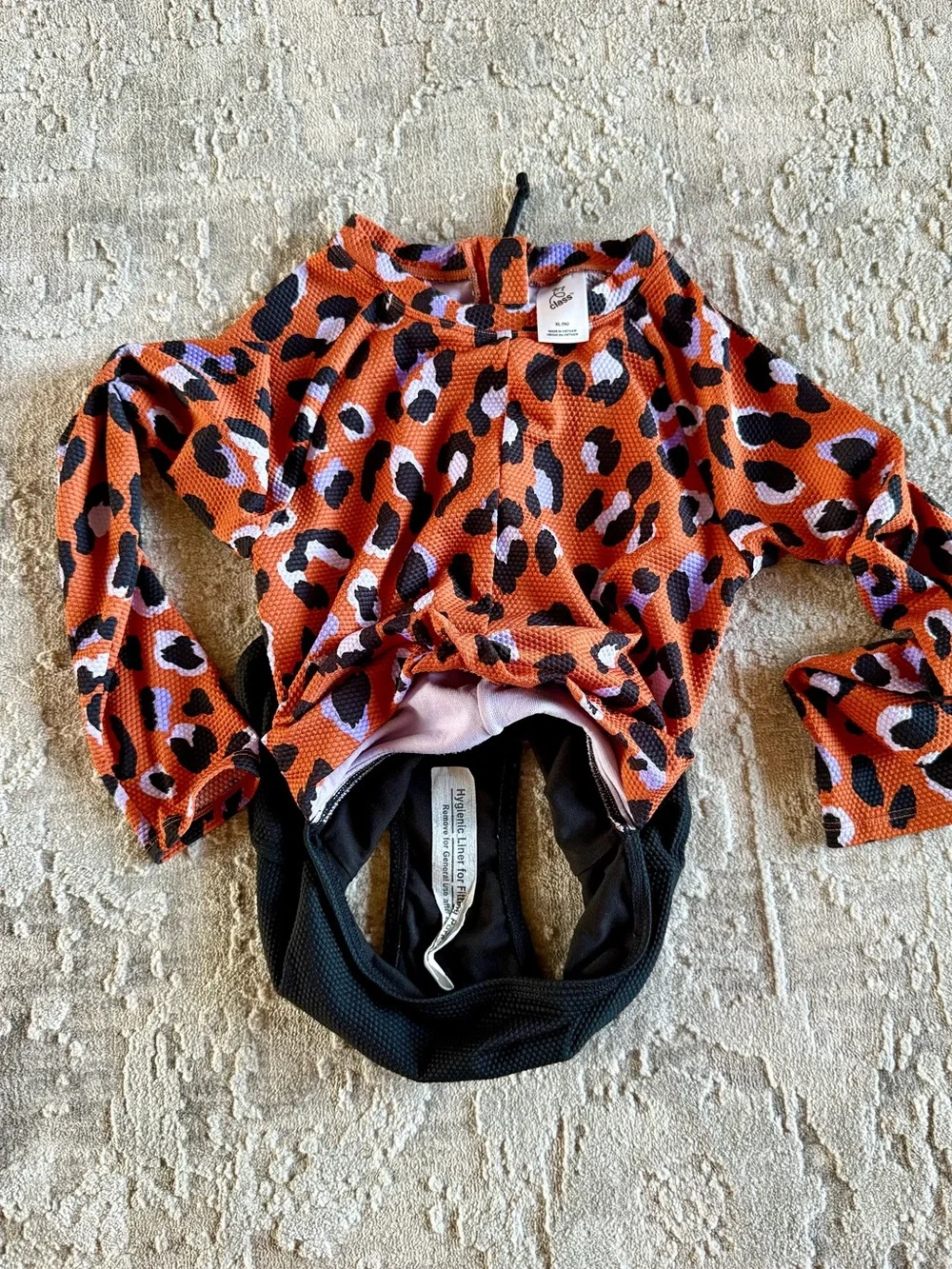 Art class Kids Long Sleeve Rash Guard Swim one piece Orange Leopard NWOT size XL